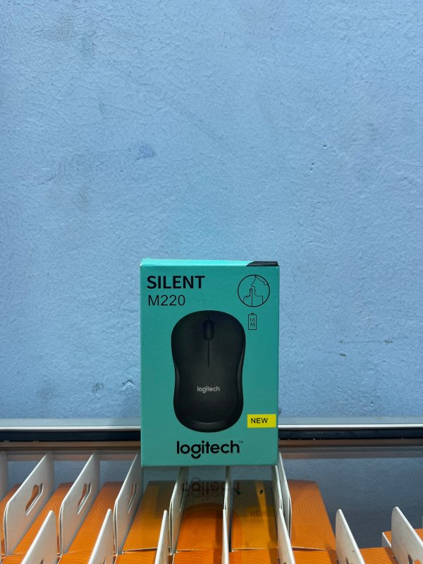 Logitech Silent M220 wireless mouse front