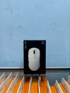 Ultra Long Transmission Wireless Mouse front